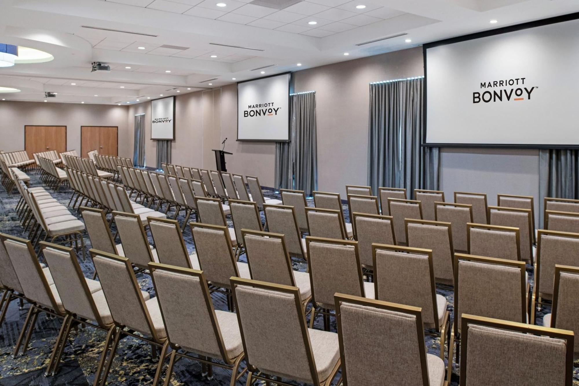 Fairfield Inn & Suites By Marriott Менифи Экстерьер фото